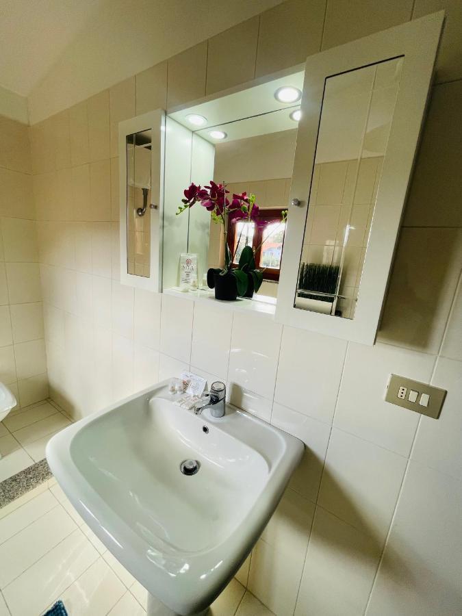 Castelli Home Albano Laziale Esterno foto